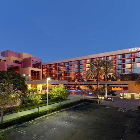 ฮิลตันออเรนจ์เคาน์ตี้ คอสตาเมซา โฮเต็ล Hotel ภายนอก รูปภาพ